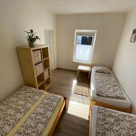 Apartman Beniskovec, Сухдол-над-Лужницы Экстерьер фото